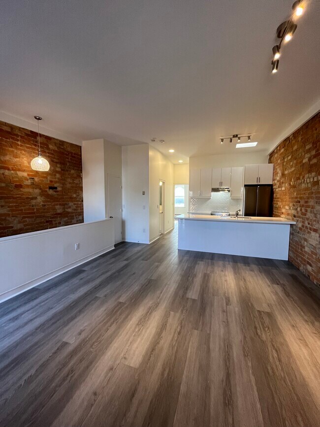 Photo du bâtiment - 1164 Queen St W