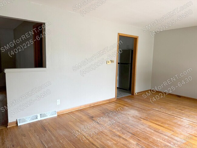 Building Photo - 6104 Blondo St