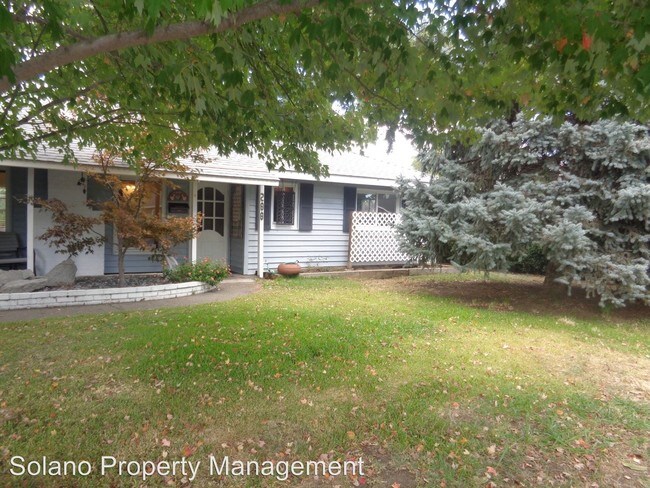Foto del edificio - 4 br, 2 bath House - 288 Cherry St.