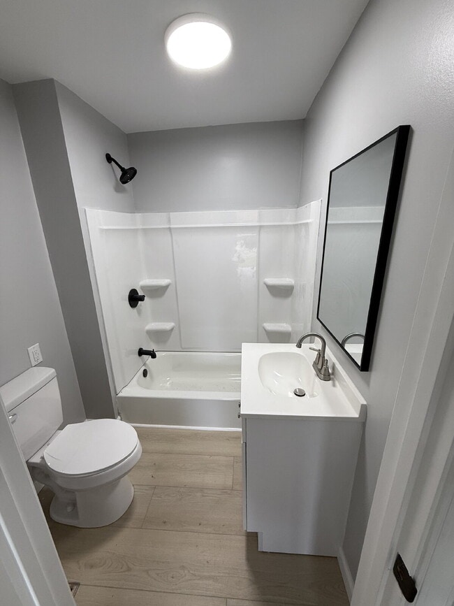 Building Photo - 2 bedrooms in the heart of Dearington