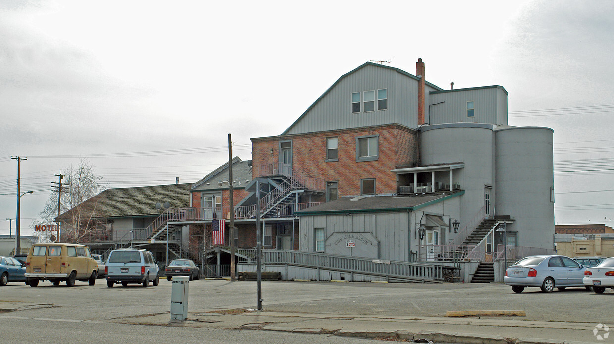 Building Photo - Reece's Old Mill Apartments