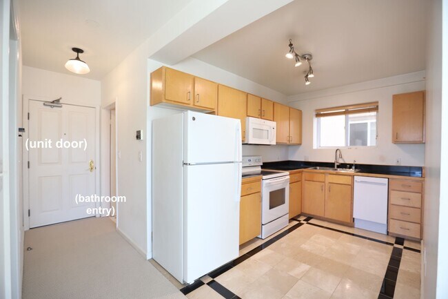 Foto del edificio - 795 8th Ave