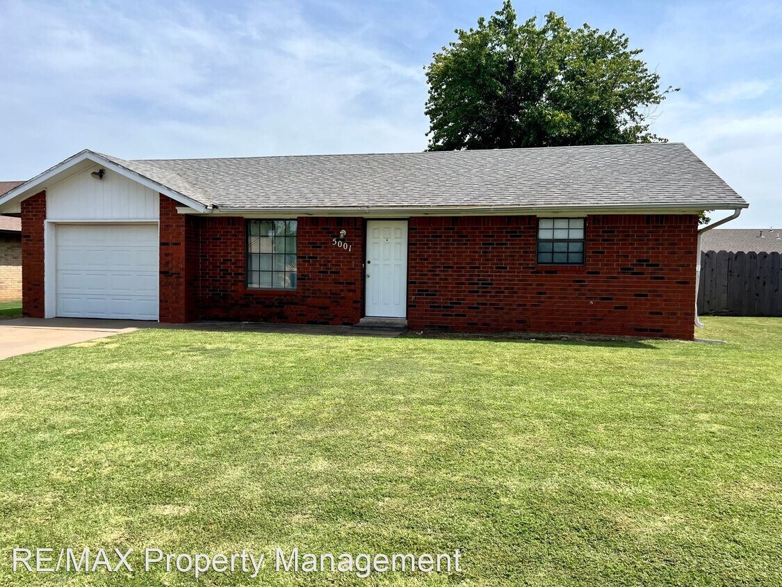 Primary Photo - 2 br, 1 bath House - 5001 Hillsboro Drive