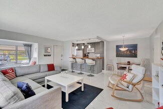 Building Photo - 1182 S Drive Cir