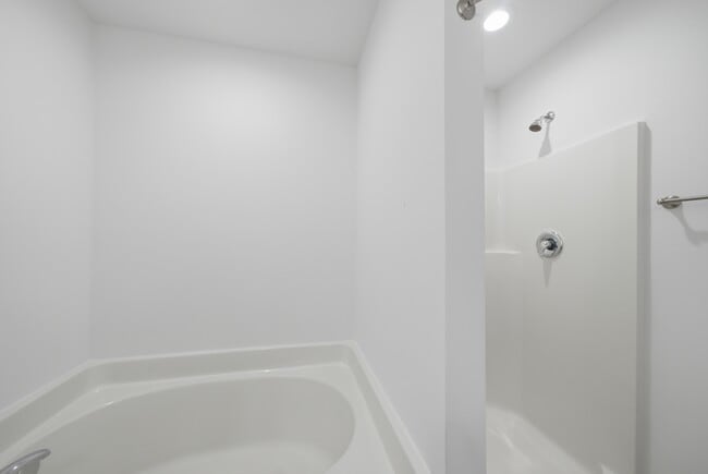 Foto del edificio - 410 Leighann Ridge Ln