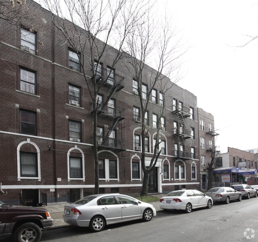 Building Photo - 37-57 80th St