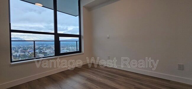 Building Photo - 1488 Bertram St