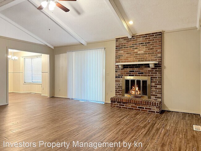 Building Photo - 3 br, 2 bath House - 8204 Mark Lane
