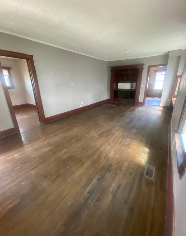 Foto del edificio - 3522 N Bryant Ave