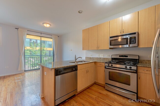 Foto del edificio - 468 W Elm St