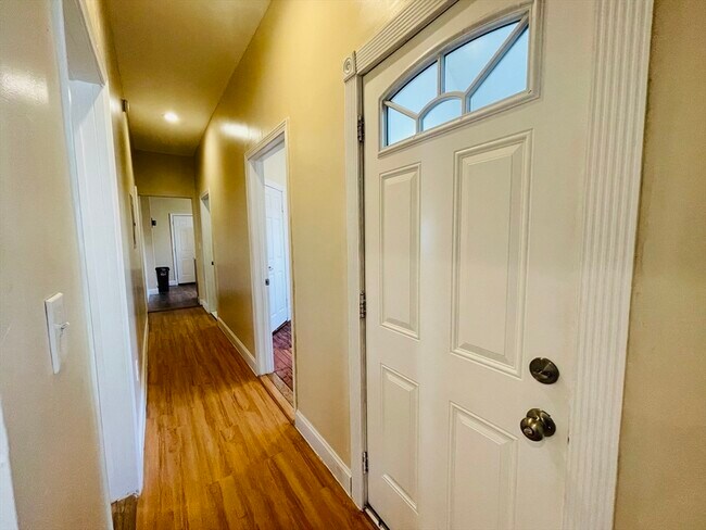 Foto del edificio - 51-53 Dewey St