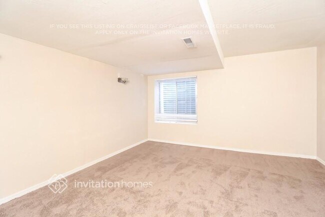 Foto del edificio - 1154 W 132nd Pl