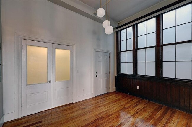 Building Photo - 204 Westminster St