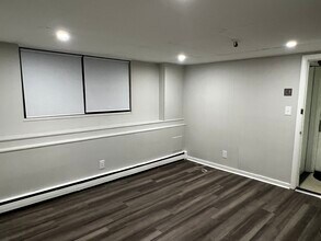 Building Photo - 216C South St