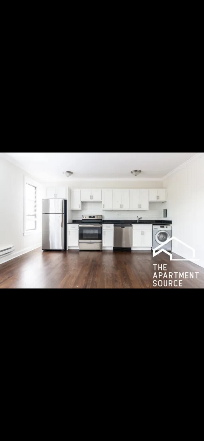 Foto del edificio - 3346 N Marshfield Ave
