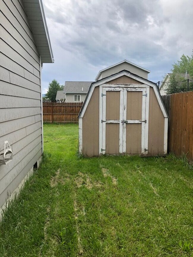 Building Photo - Single Family Home for Rent in Bozeman!