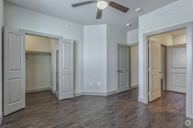 2BR, 2BA - 1206 SF 3B - Bedroom - GreenVue