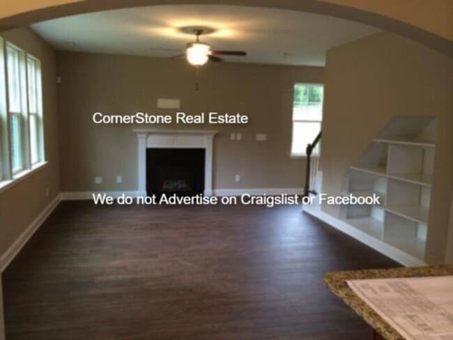 Foto del edificio - 391 Bison Ln