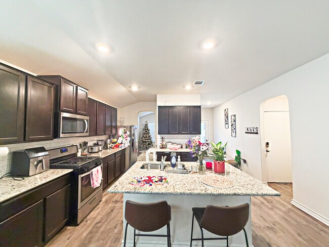 Foto del edificio - 13138 Whisper Bnd