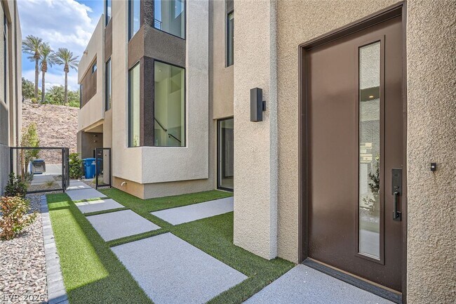 Foto del edificio - 18 Promenade Isle Ln