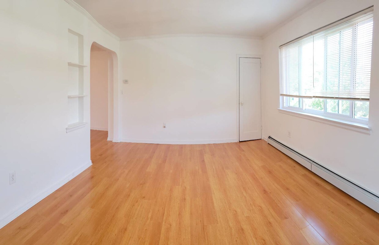 764076170 170th St Unit 2Fl, Queens, NY 11366 Apartment for Rent in