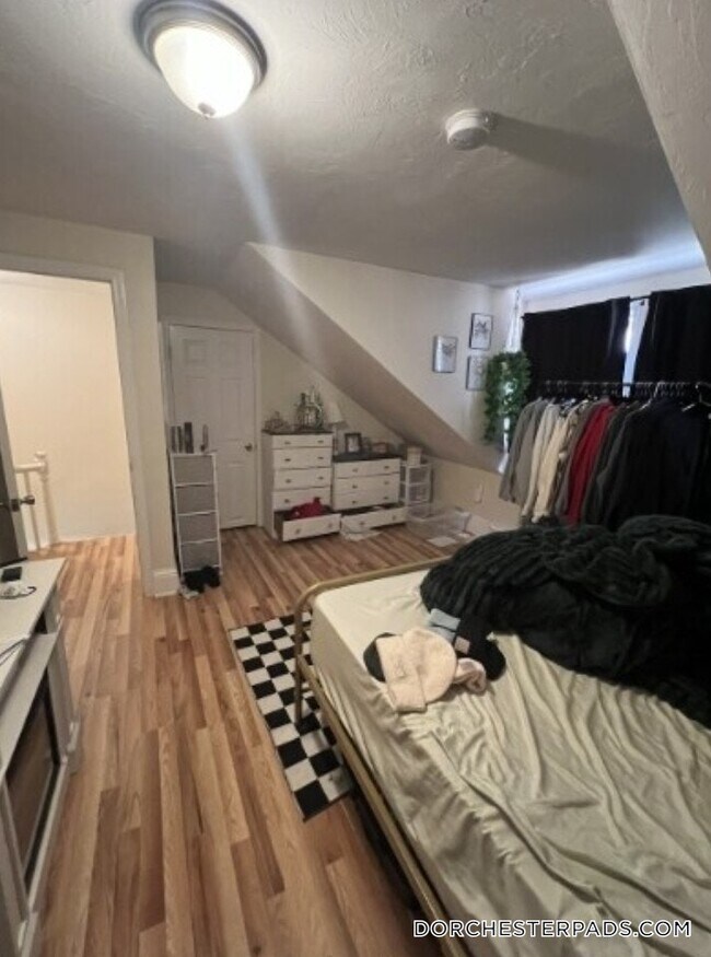 Foto del edificio - 4 Sexton Ct