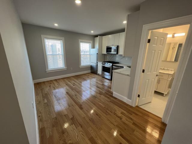 Primary Photo - 1 bedroom in Cambridge MA 02140