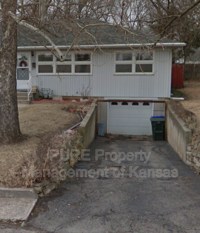 2115 SW Van Buren St, Topeka, KS 66611 House Rental in Topeka, KS