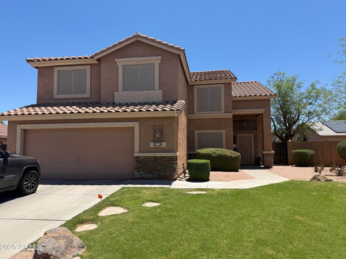 Primary Photo - 389 S Cottonwood Dr