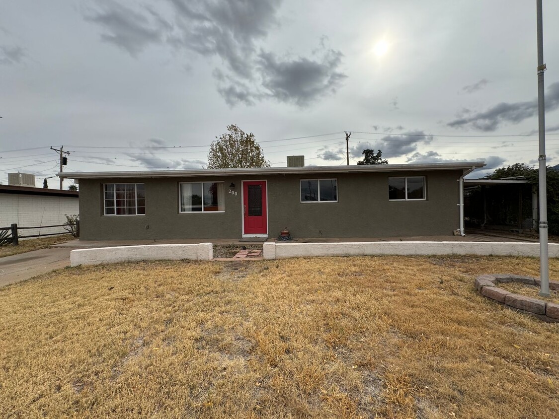 Primary Photo - 3BR/1.5BA/1CP, 1462 sq.ft. rental in Sierr...