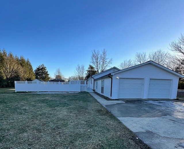 Building Photo - 644 Holly Vista Dr