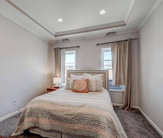Foto del edificio - 306 S Newkirk St