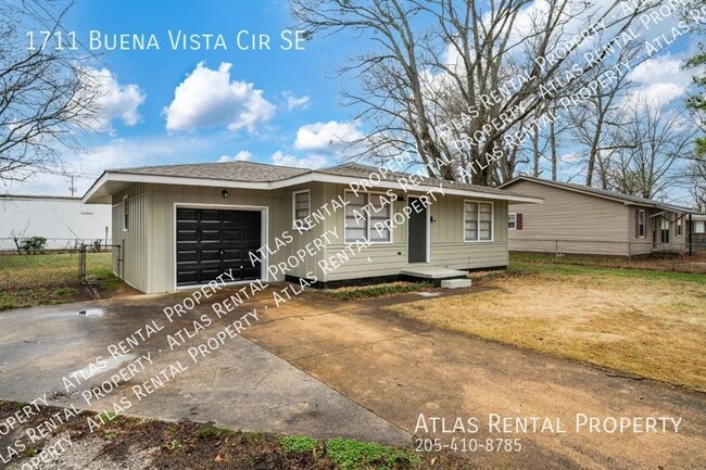 Foto del edificio - 1711 Buena Vista Cir SE Decatur, AL 35601