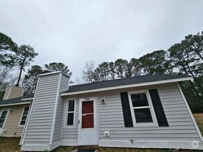 Building Photo - 230 Cedar Crk Dr