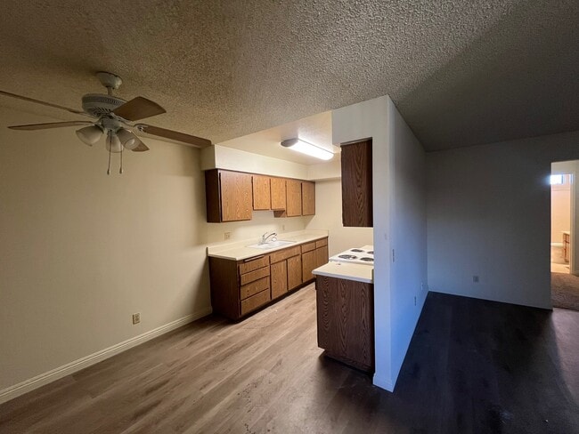 Dining/Kitchen - 1920 Peyton Ave