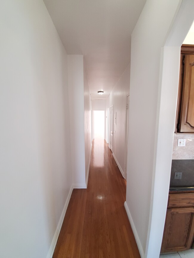 Building Photo - 438 N Spaulding Ave