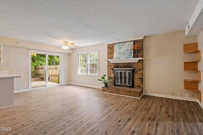Foto del edificio - 1801 Quail Ridge Rd