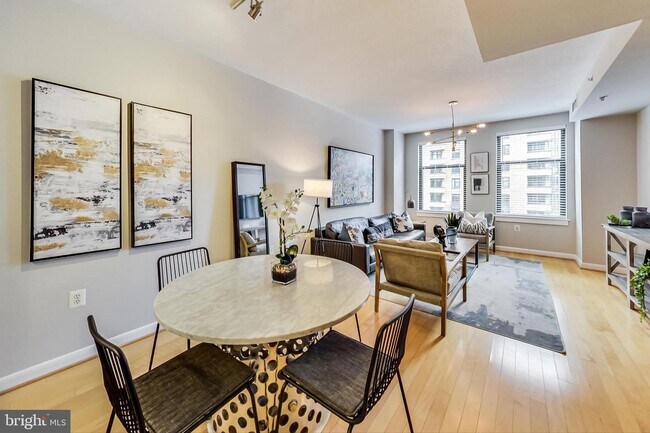 Foto del edificio - 400 Massachusetts Ave NW