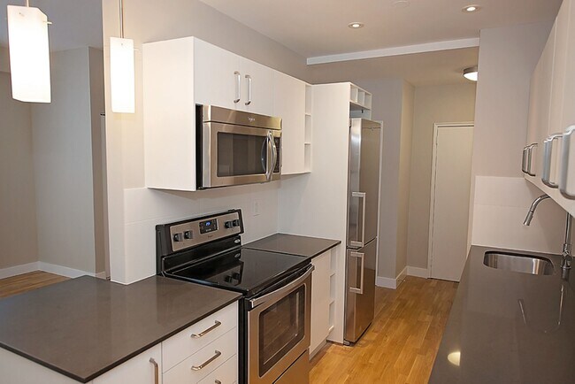 Photo du bâtiment - 190 Jameson Ave