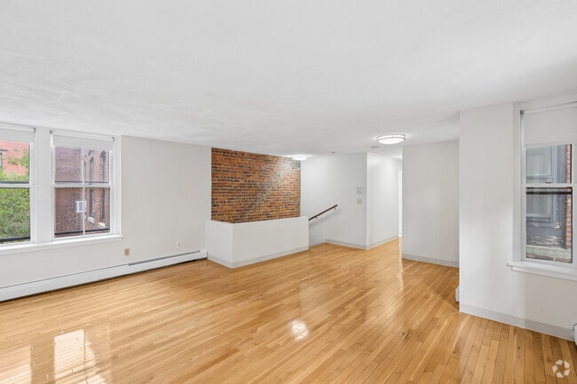 1BR, 1BA - 680SF - Living Room - Anderson Place Apartments