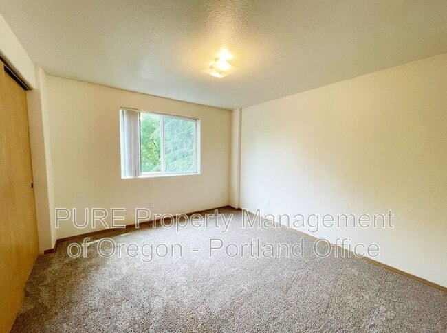 Building Photo - 2619 SE 125th Ave