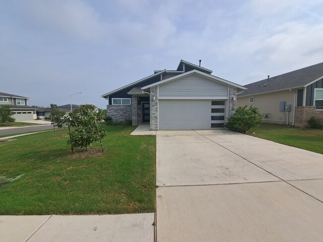 Foto del edificio - 7700 Linnie Ln