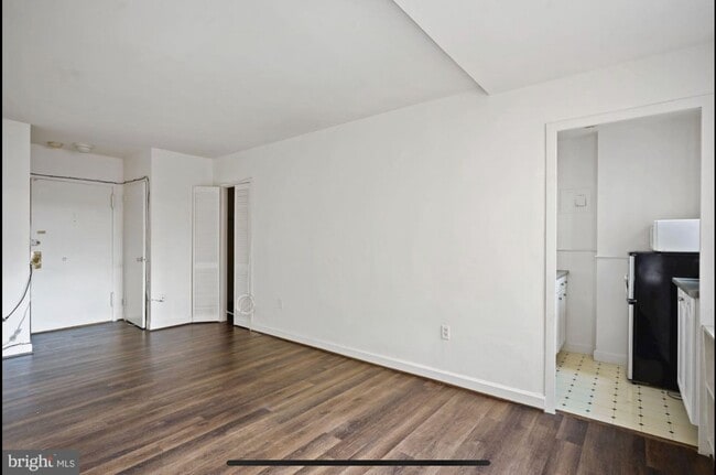 Building Photo - 1121 ARLINGTON