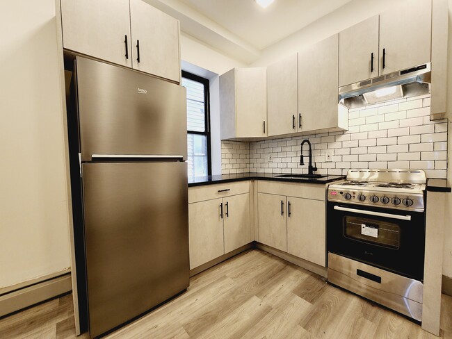 145 Wilkinson Ave Unit 2L - 144 Wilkinson Ave