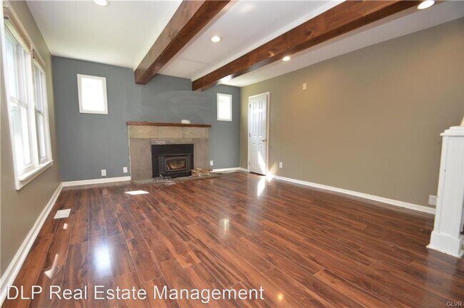 Foto del edificio - 2099 NJ-31