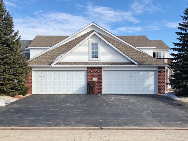 Building Photo - 10123 Metalmark Lane