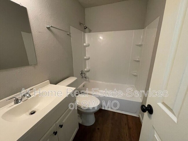 Foto del edificio - 930 S Campbell Ave