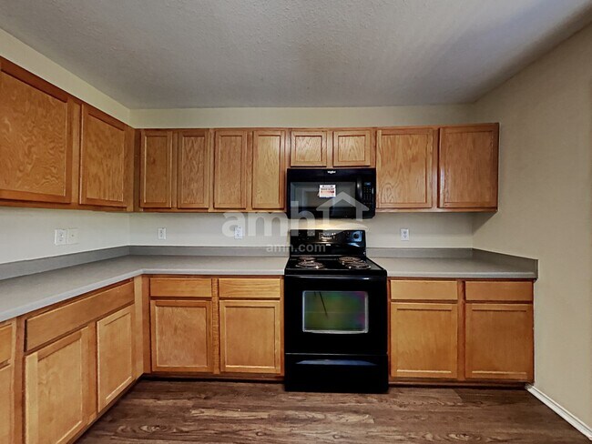 Building Photo - 3515 Longhorn Creek