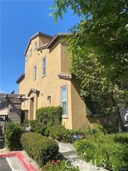 Foto principal - 10761 Lotus Dr