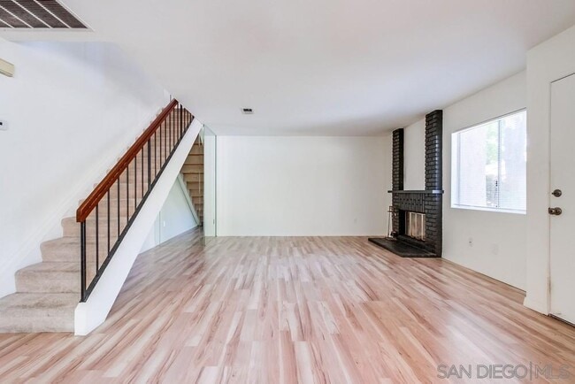 Building Photo - 13654 Mulberry Tree Ct